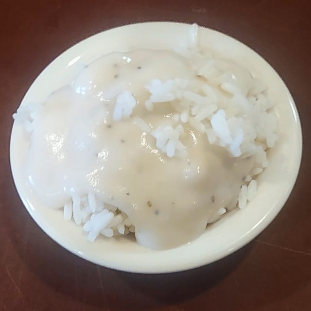 Rice & White Gravy.